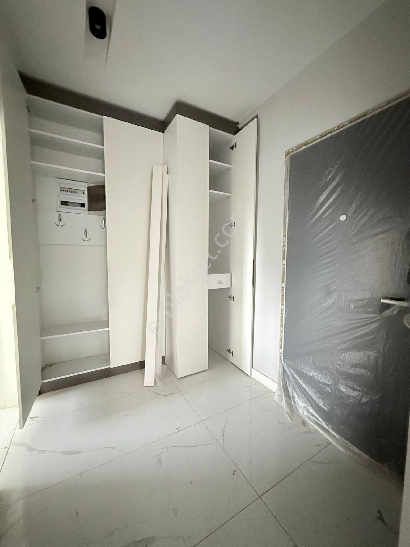 Kuşadası Kirazlı Yolu Üzeri 3+1 Sıfır Yapı Satılık - Görsel 17