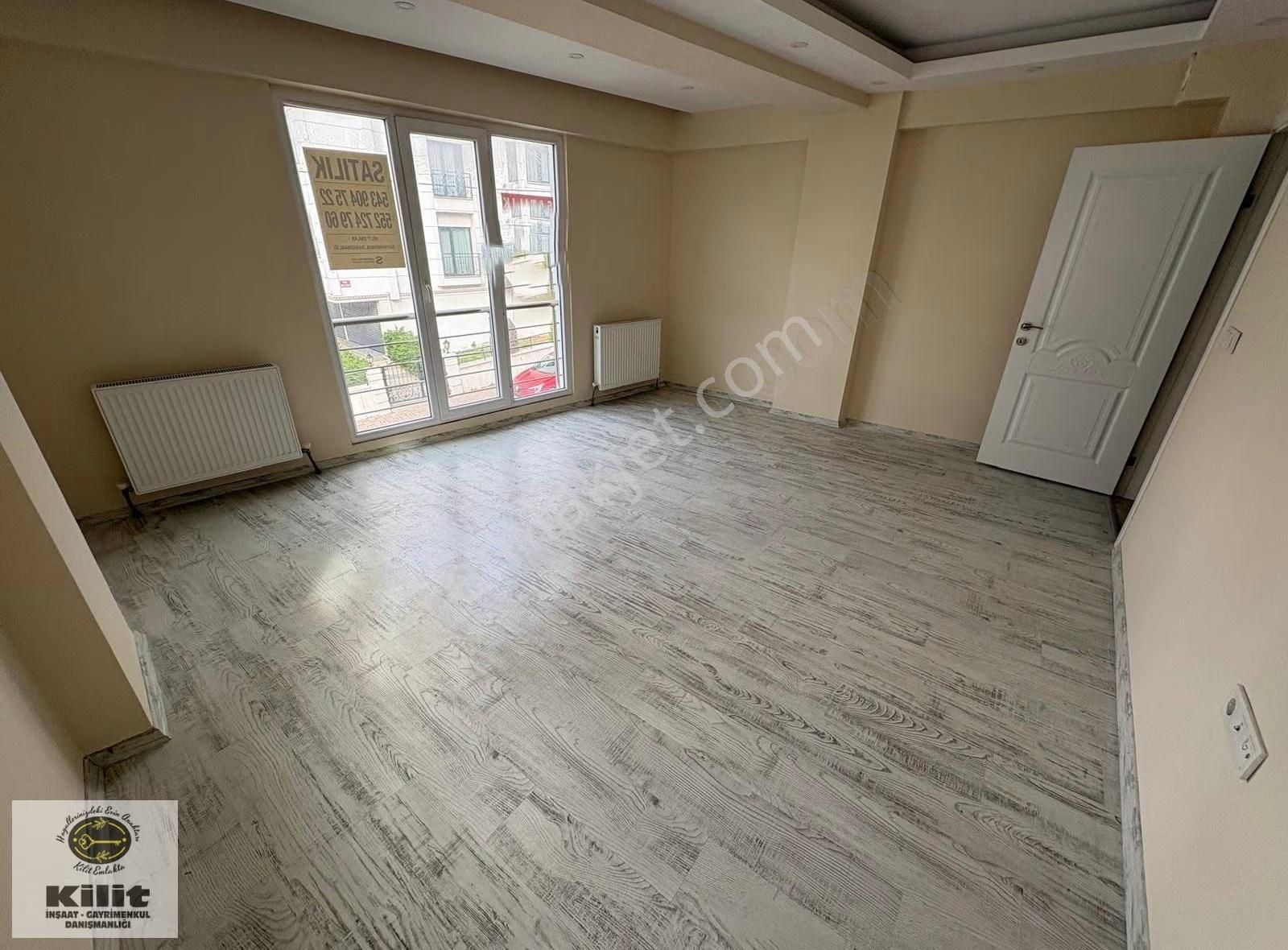 İhsaniye'de Siteler İçerisinde Acil Satılık 2+1 Daire