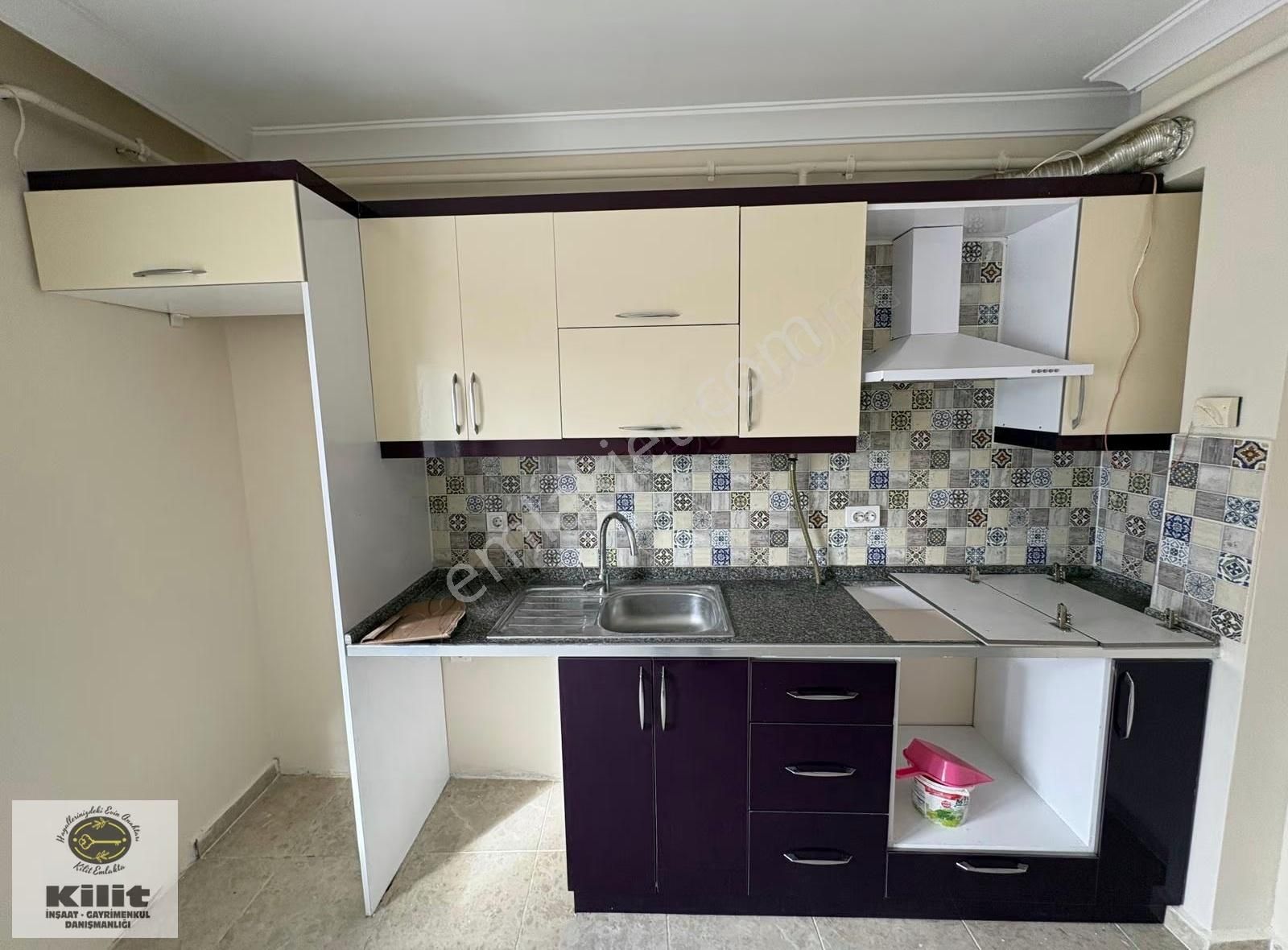 İhsaniye'de Siteler İçerisinde Acil Satılık 2+1 Daire - Görsel 4