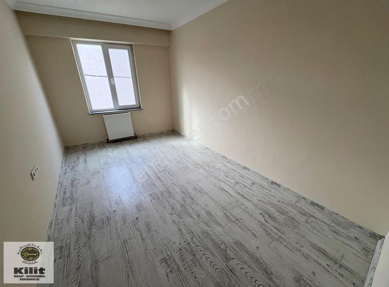 İhsaniye'de Siteler İçerisinde Acil Satılık 2+1 Daire - Görsel 8