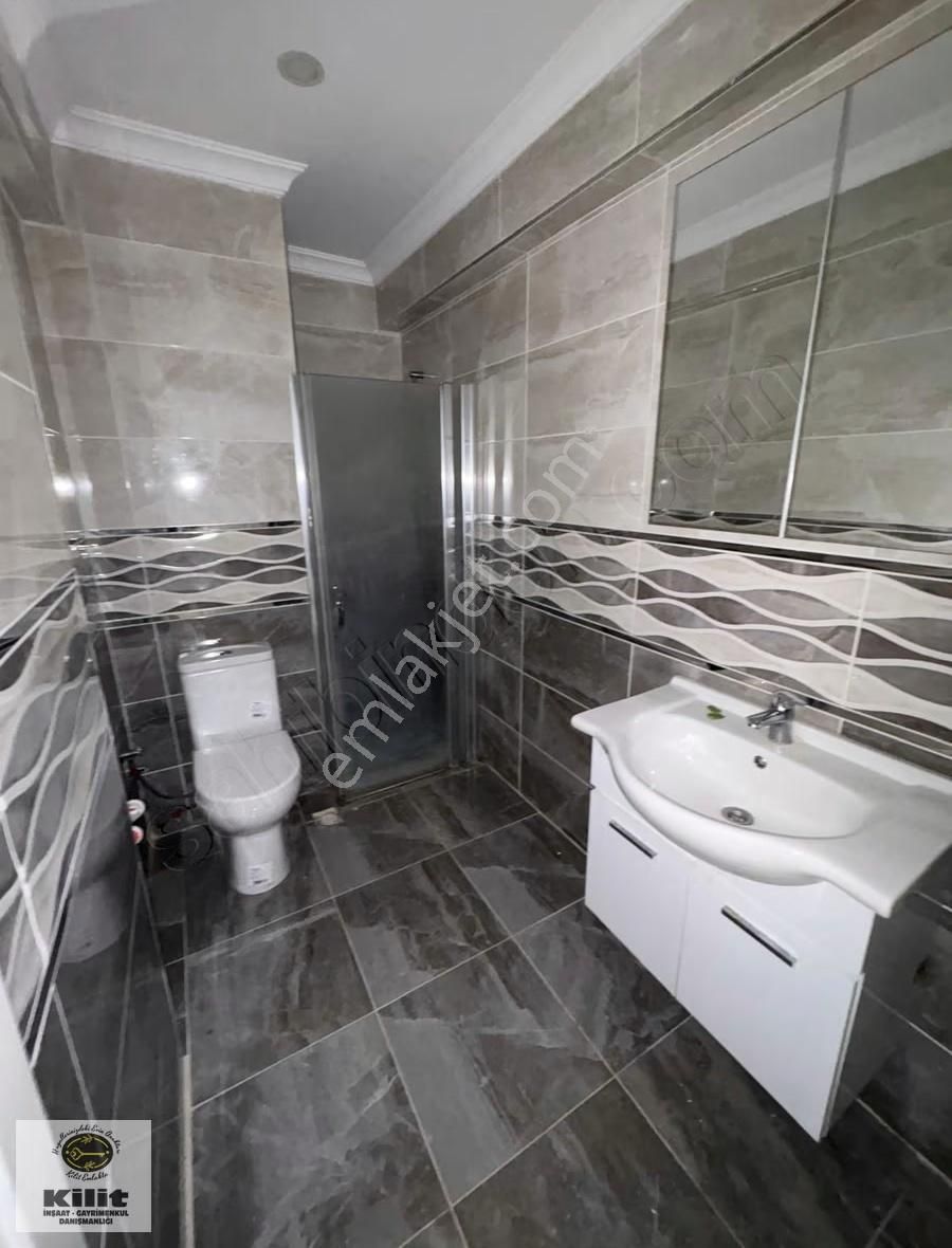 İhsaniye'de Siteler İçerisinde Acil Satılık 2+1 Daire - Görsel 12