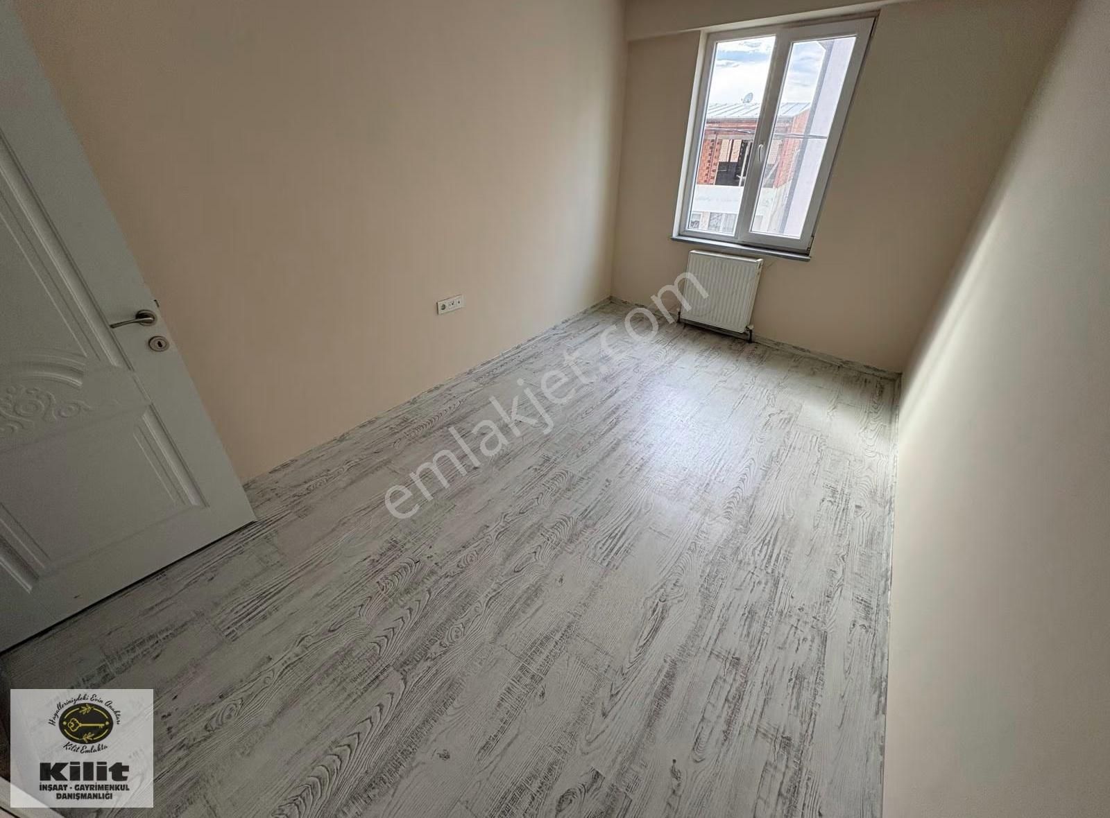 İhsaniye'de Siteler İçerisinde Acil Satılık 2+1 Daire - Görsel 9