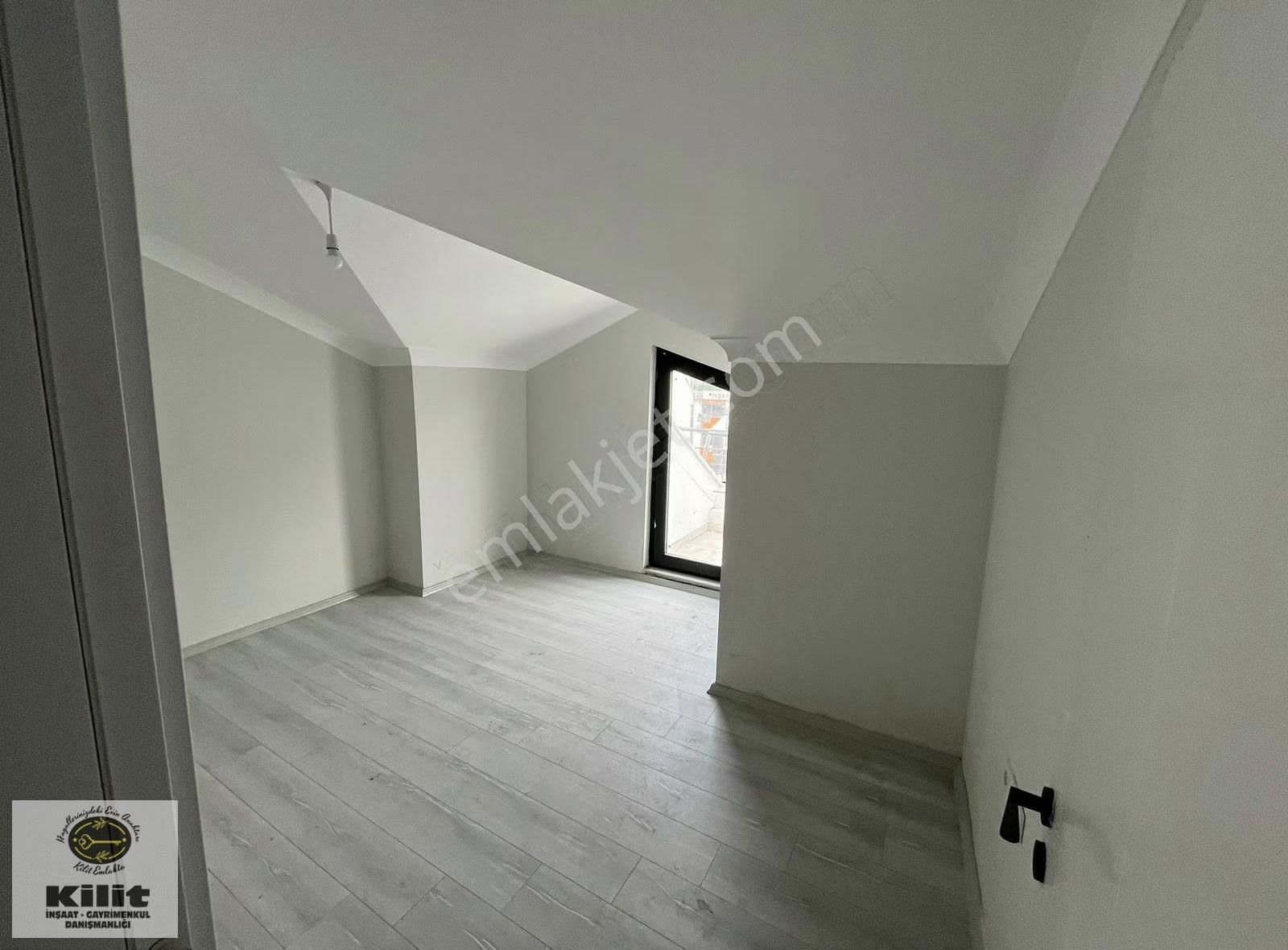 Bandırma-600 Evler Mahallesinde 4+1 Dubleks Satılık Daire - Görsel 16