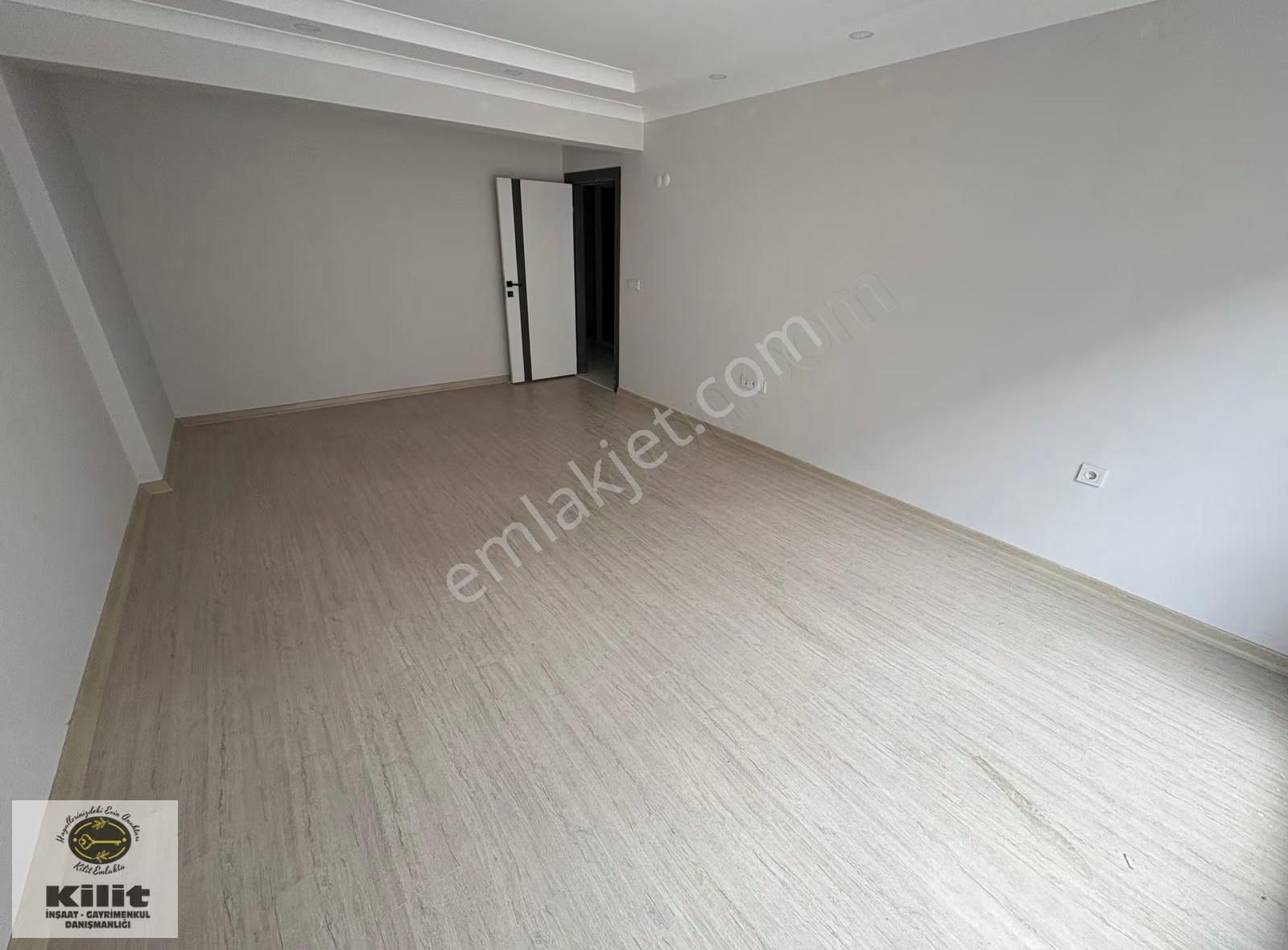 Kilit Emlak'tan 17 Eylül Mahalle'sinde 2+1 Kiralık Daire - Görsel 2