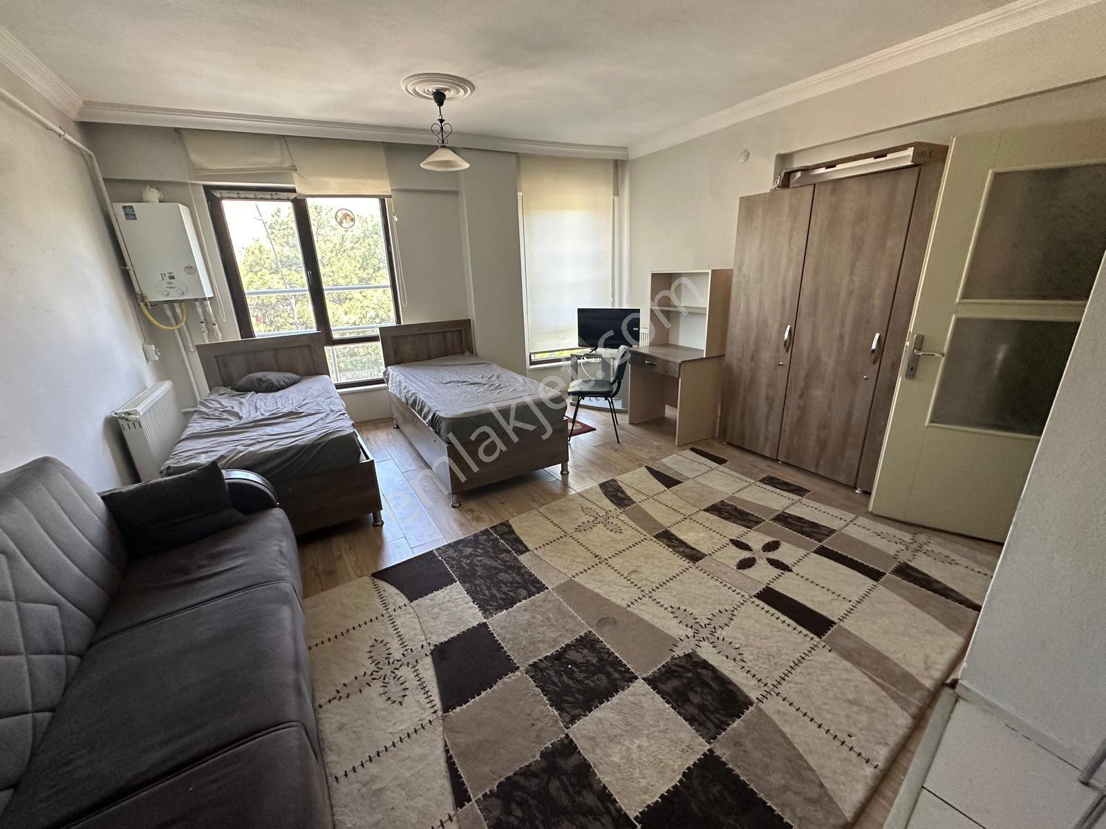 Furkan Doğan’dan Çevreyolu İle Kanalboyu Yanında 1+0 Kiralık Eşyalı Daire - Görsel 2