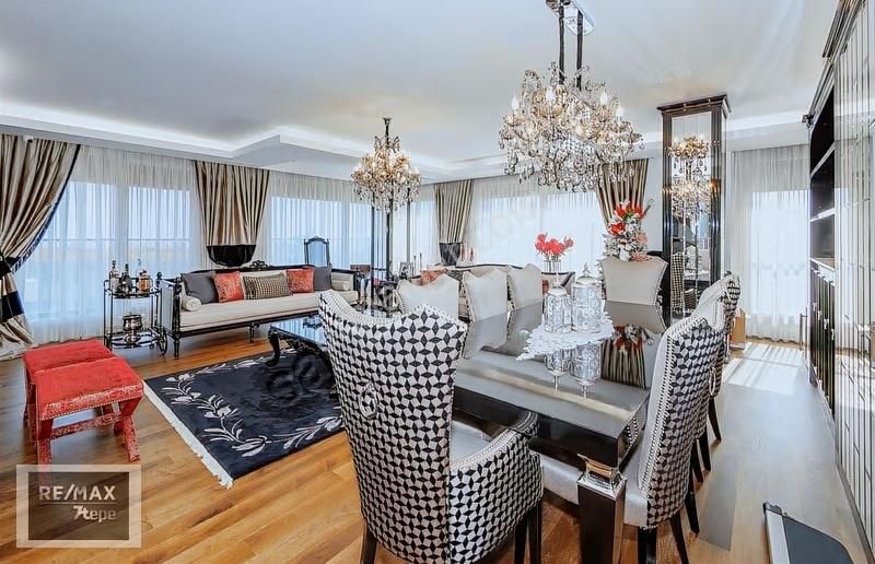 Yeşilköy'de Deniz Manzaralı Satılık Lüx Dubleks Daire - Görsel 13