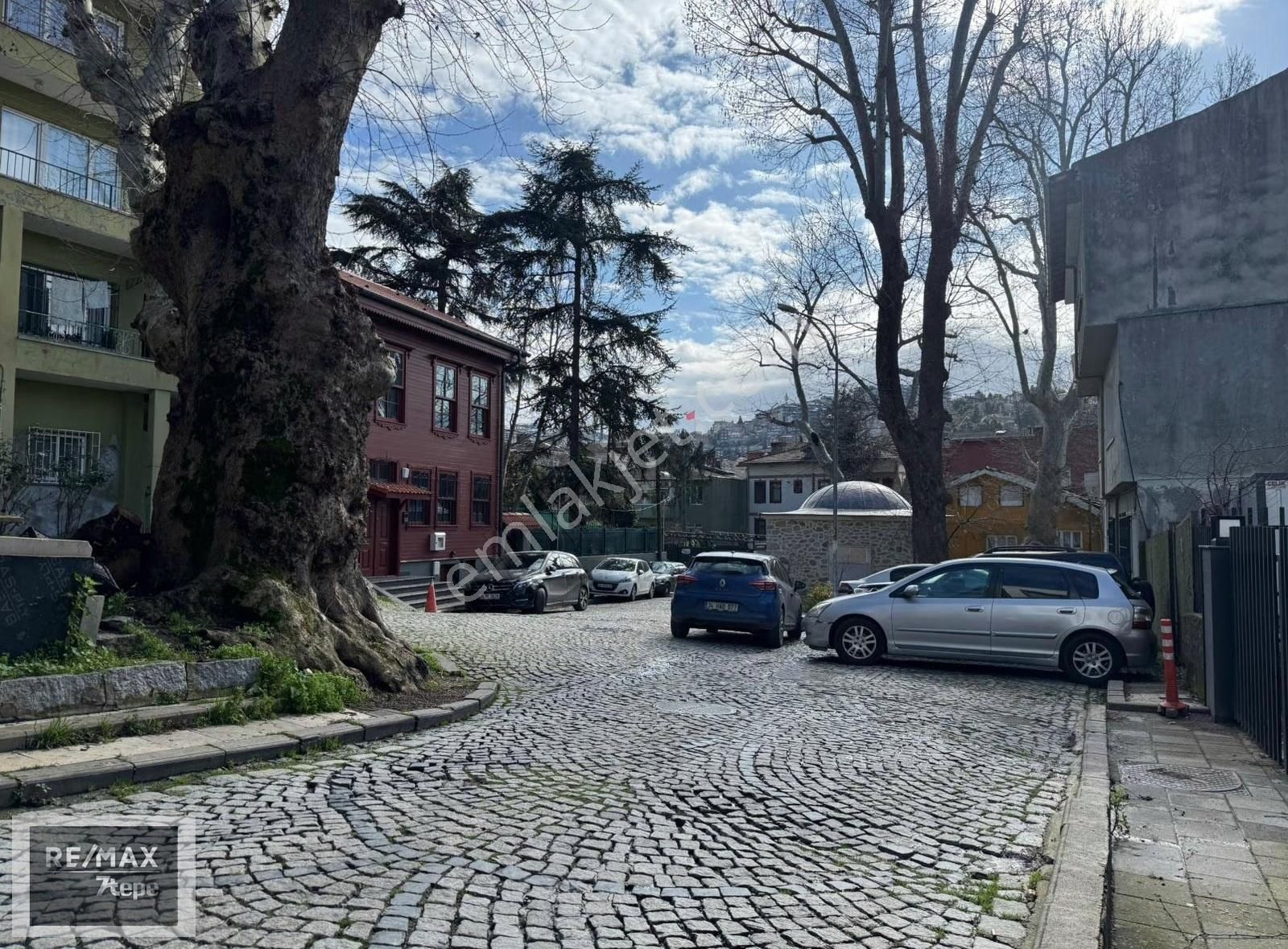 Çengelköyde Tarih Ve Boğaz Manzaralı Tam Müstakil Satılık Villa - Görsel 11