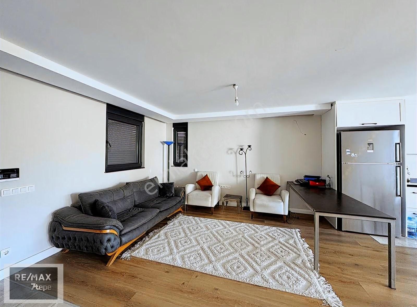 Çengelköyde Tarih Ve Boğaz Manzaralı Tam Müstakil Satılık Villa - Görsel 3