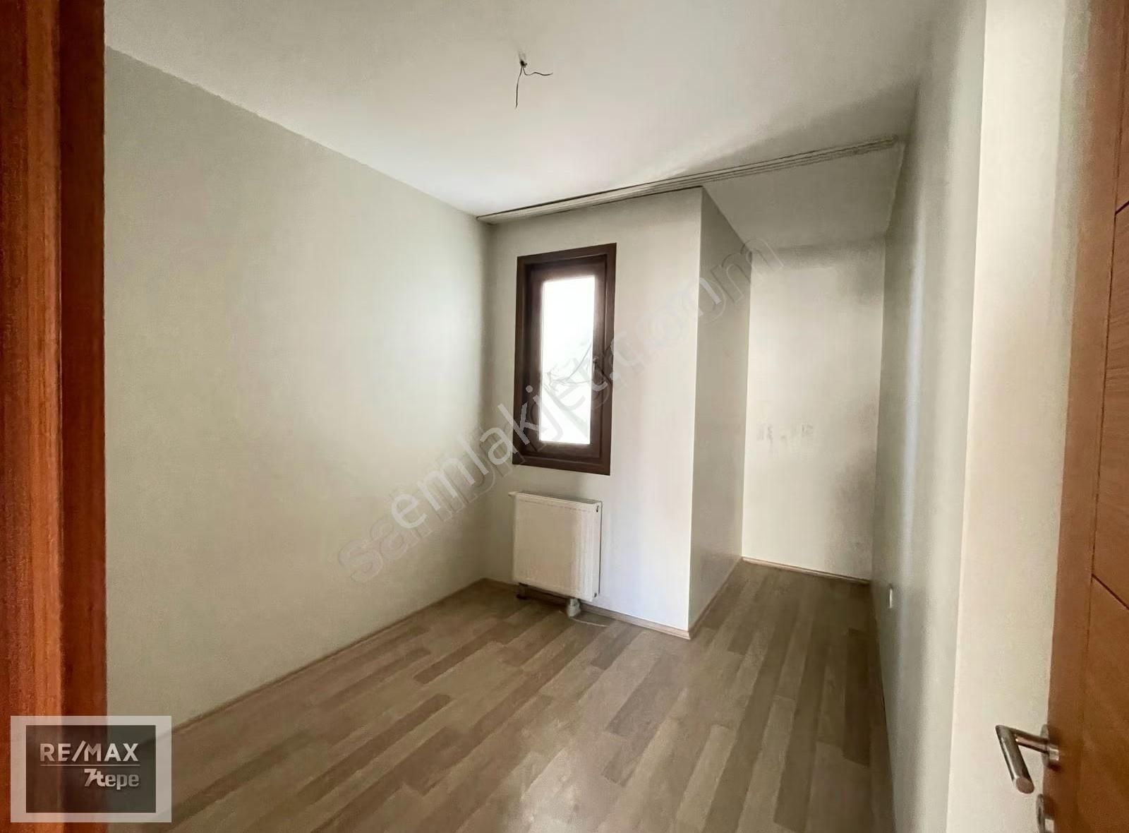 Remax 7tepeden Çekmeköy 216 Butik Sitesinde Boş Kiralık 3+1 - Görsel 20