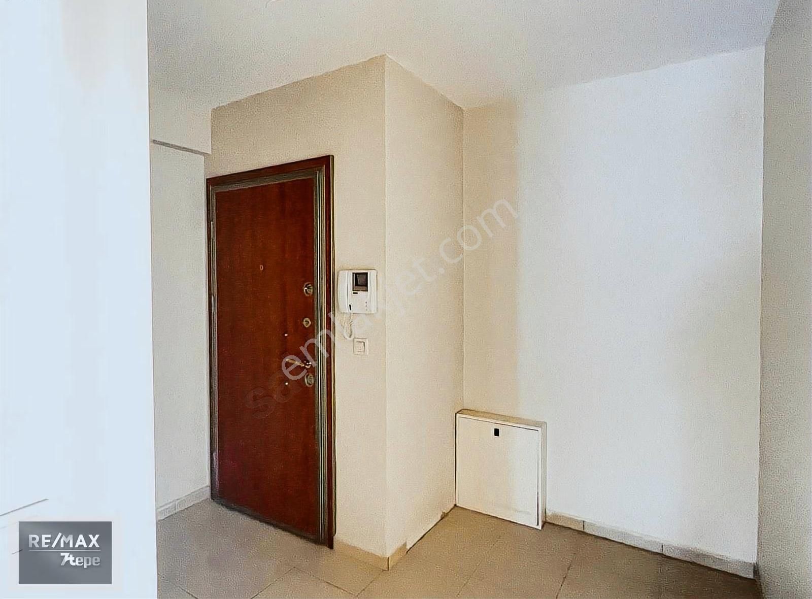 Remax 7tepeden Çekmeköy 216 Butik Sitesinde Boş Kiralık 3+1 - Görsel 8