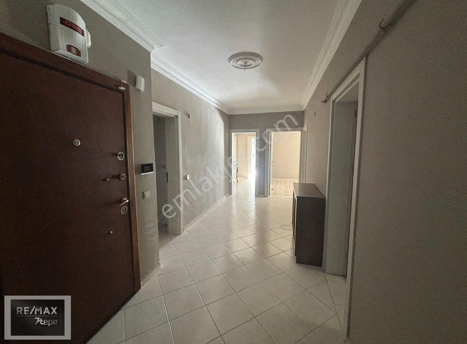 Kavacık Merkezde Ama Sakin Otoparklı Kiralık 3+1 Daire - Görsel 15