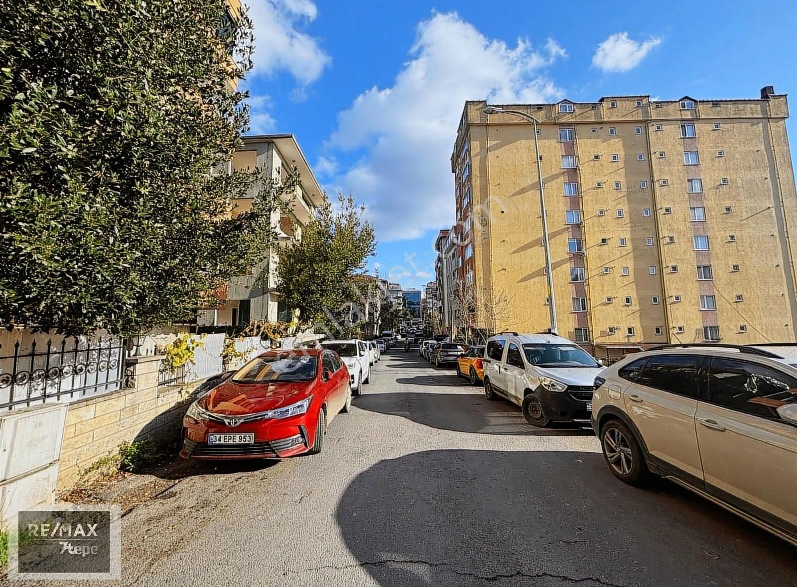 Kavacık Merkezde Ama Sakin Otoparklı Kiralık 3+1 Daire - Görsel 23