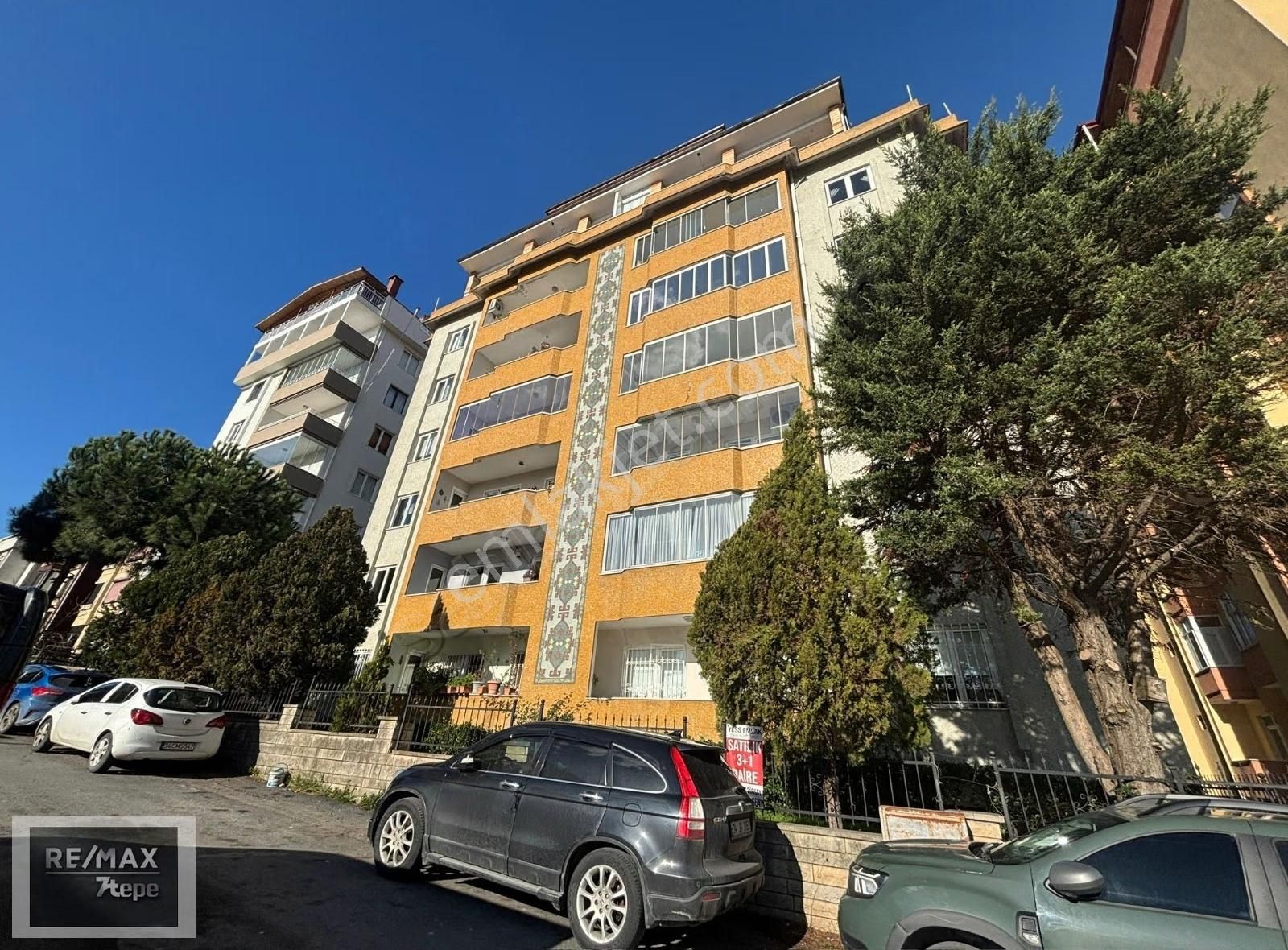 Kavacık Merkezde Ama Sakin Otoparklı Kiralık 3+1 Daire