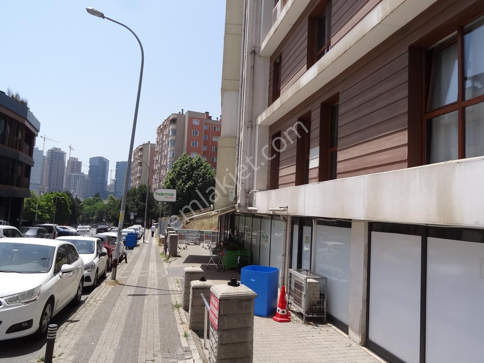 Ünalan Metro-metrobüs Yakını Genç Ap.teraslı Dubleks 3+1 Fırsatı - Görsel 2