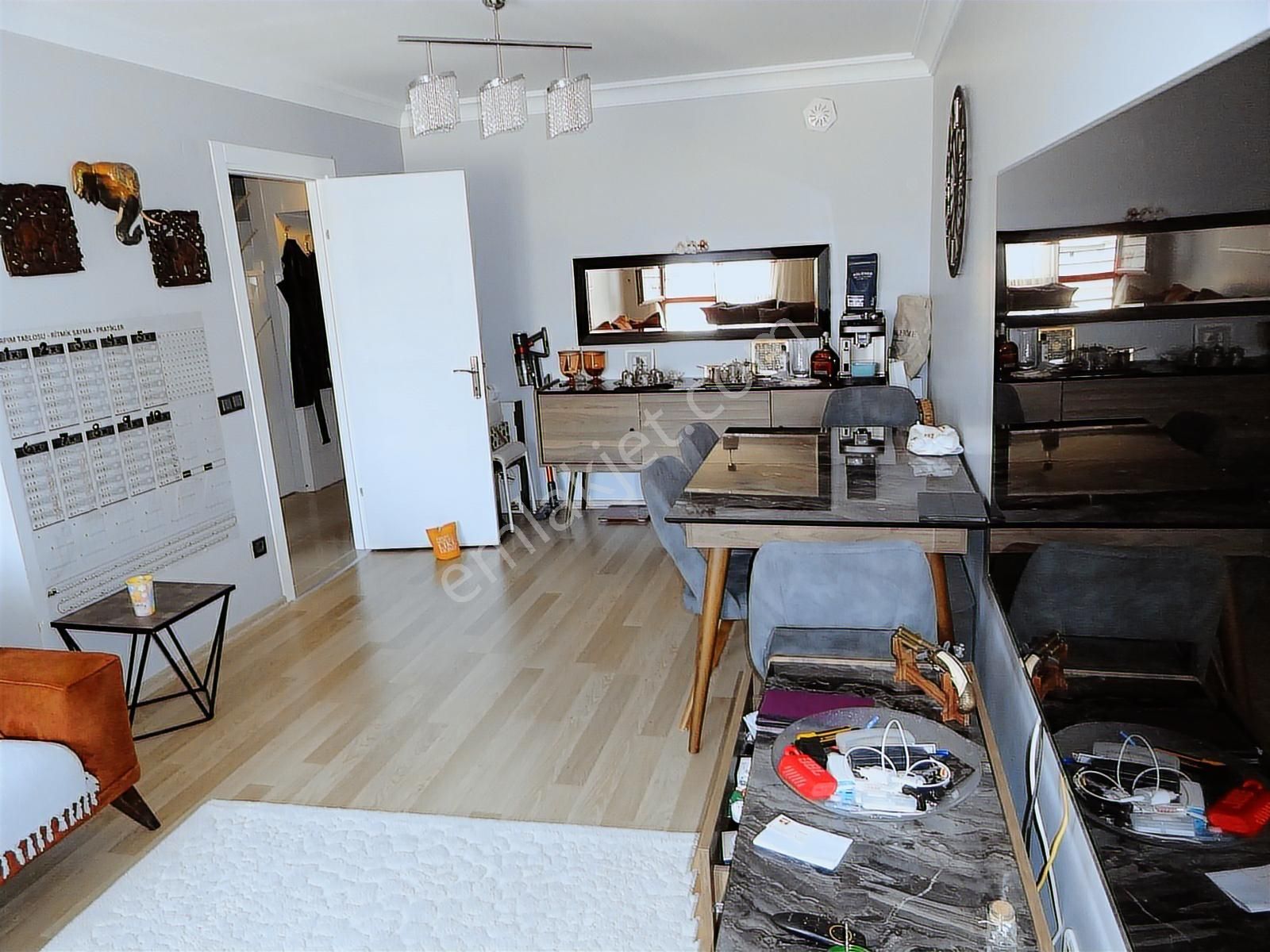 Ünalan Metro-metrobüs Yakını Genç Ap.teraslı Dubleks 3+1 Fırsatı - Görsel 17