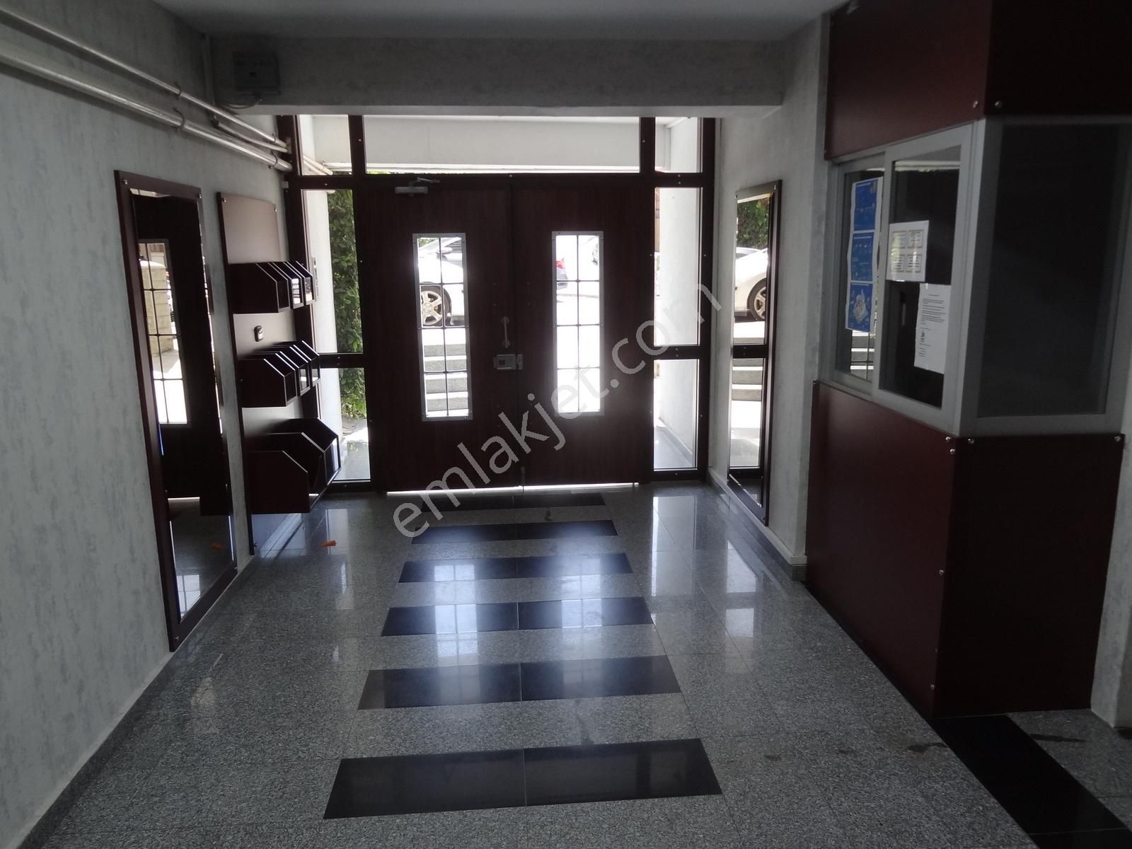 Ünalan Metro-metrobüs Yakını Genç Ap.teraslı Dubleks 3+1 Fırsatı - Görsel 12