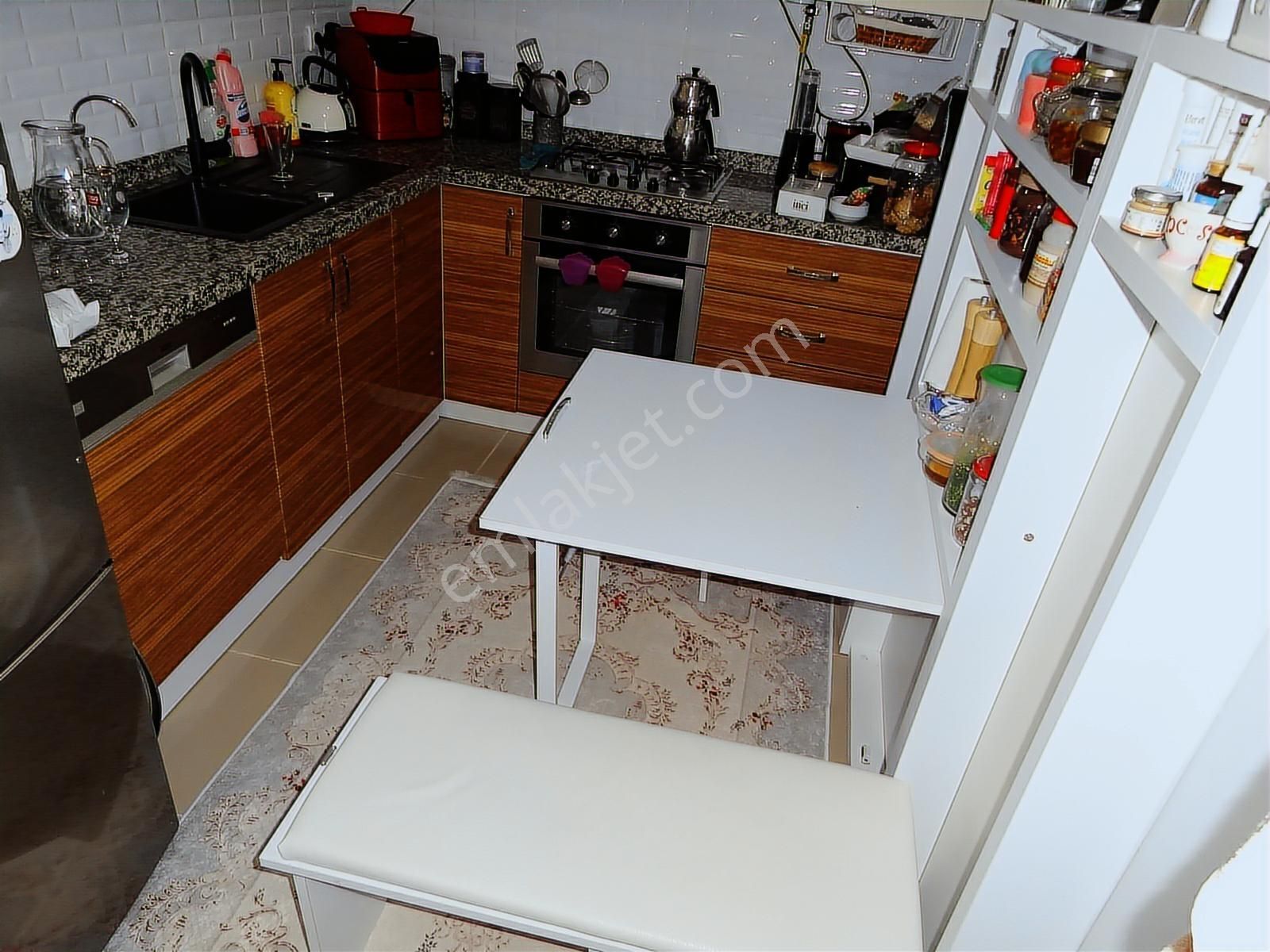 Ünalan Metro-metrobüs Yakını Genç Ap.teraslı Dubleks 3+1 Fırsatı - Görsel 19