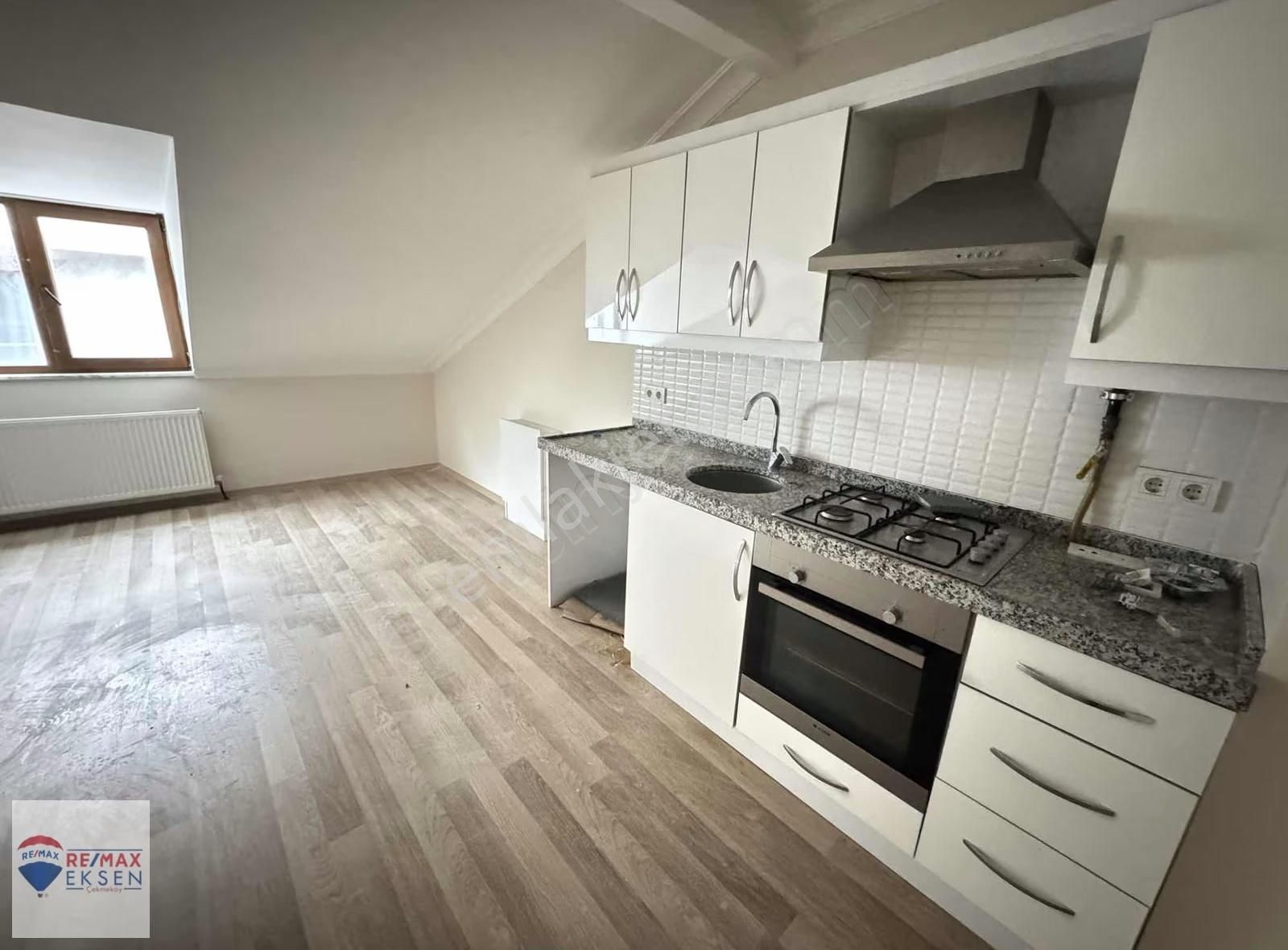 Çekmeköy Merkez Mah. Geniş 2+2 Kiralık Dubleks Daire - Görsel 32