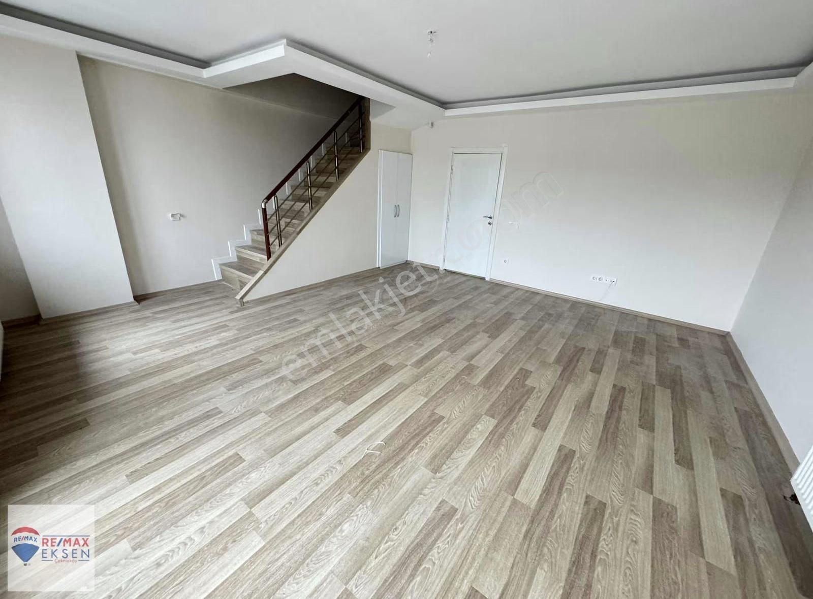 Çekmeköy Merkez Mah. Geniş 2+2 Kiralık Dubleks Daire - Görsel 8