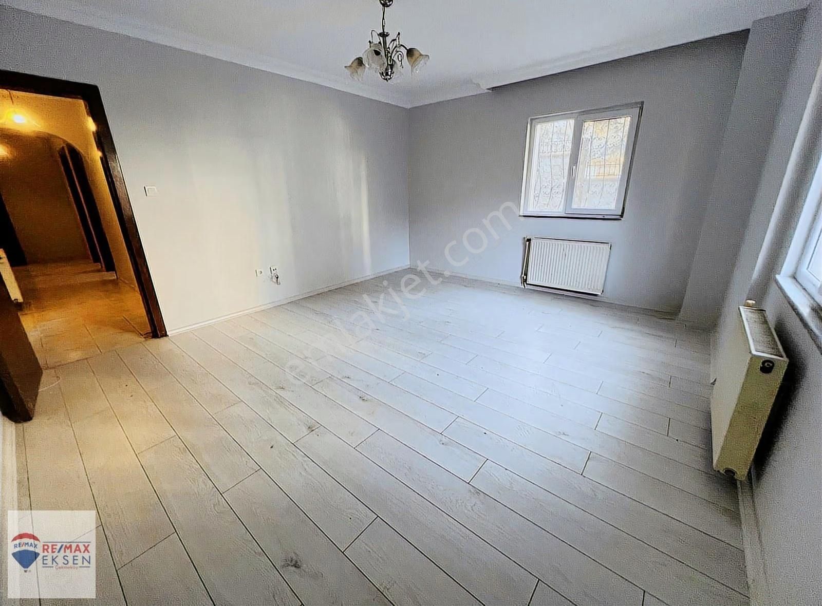 Ümraniye Adem Yavuz Mah. Osmanlı Sitesinde 2+1 Satılık Daire - Görsel 9