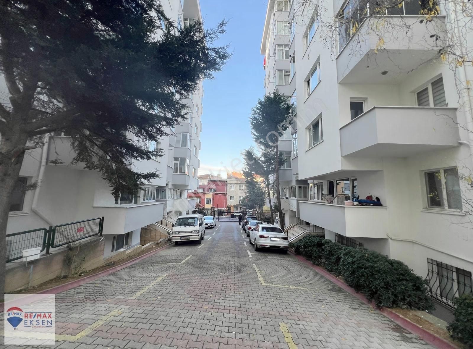 Ümraniye Adem Yavuz Mah. Osmanlı Sitesinde 2+1 Satılık Daire - Görsel 16