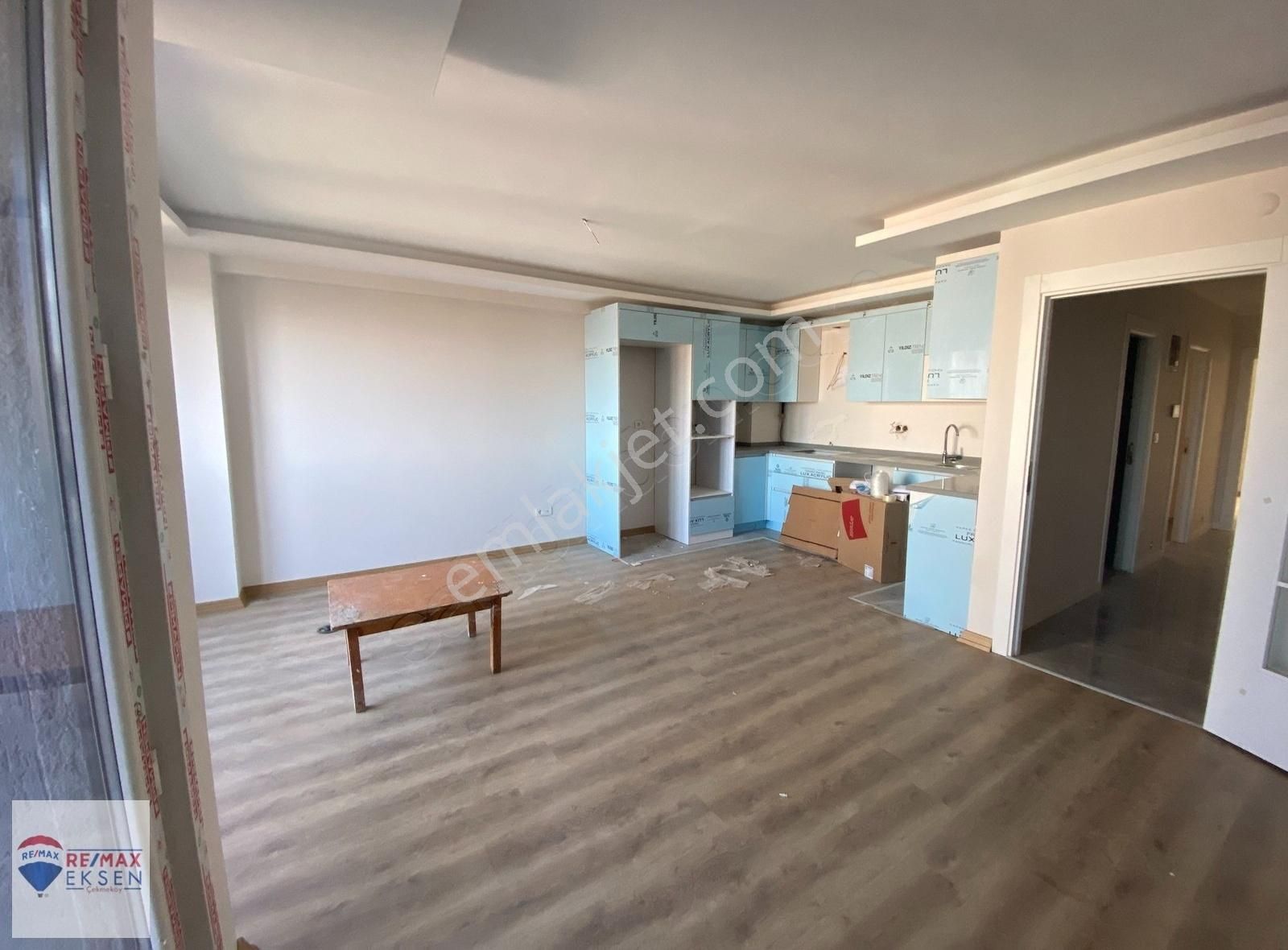 Üsküdar'da Boğaz Manzaralı Yeni Binada Satılık 2+1 Daire - Görsel 4