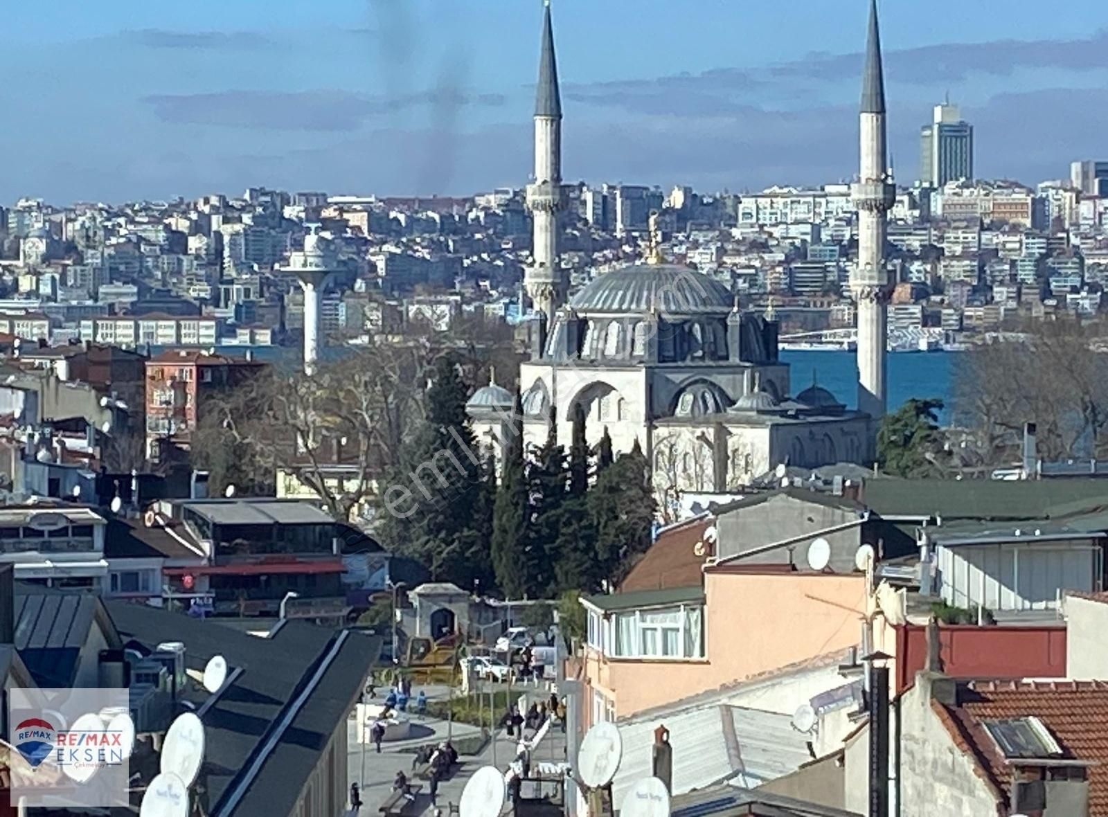 Üsküdar'da Boğaz Manzaralı Yeni Binada Satılık 2+1 Daire - Görsel 32
