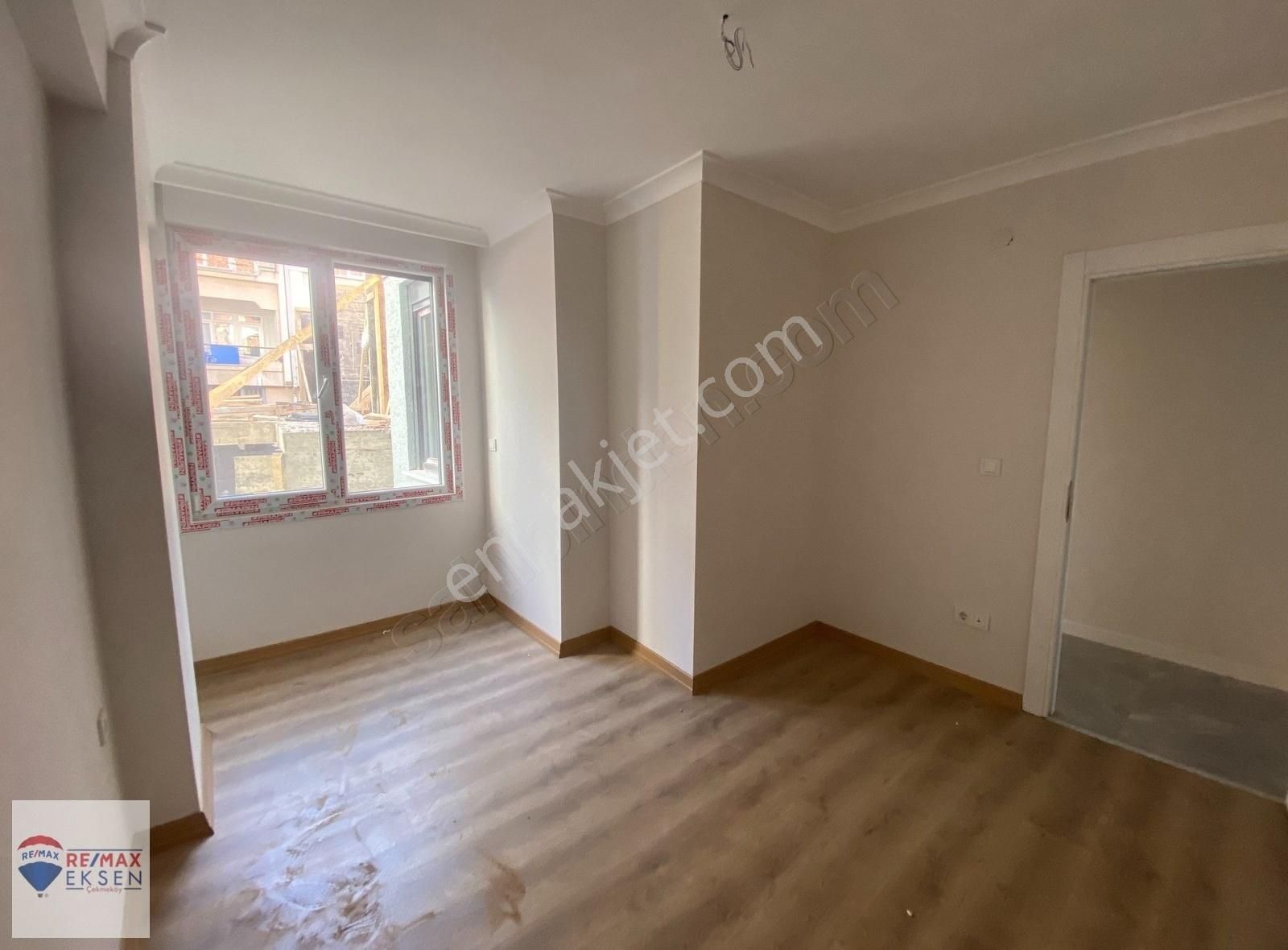 Üsküdar'da Boğaz Manzaralı Yeni Binada Satılık 2+1 Daire - Görsel 31