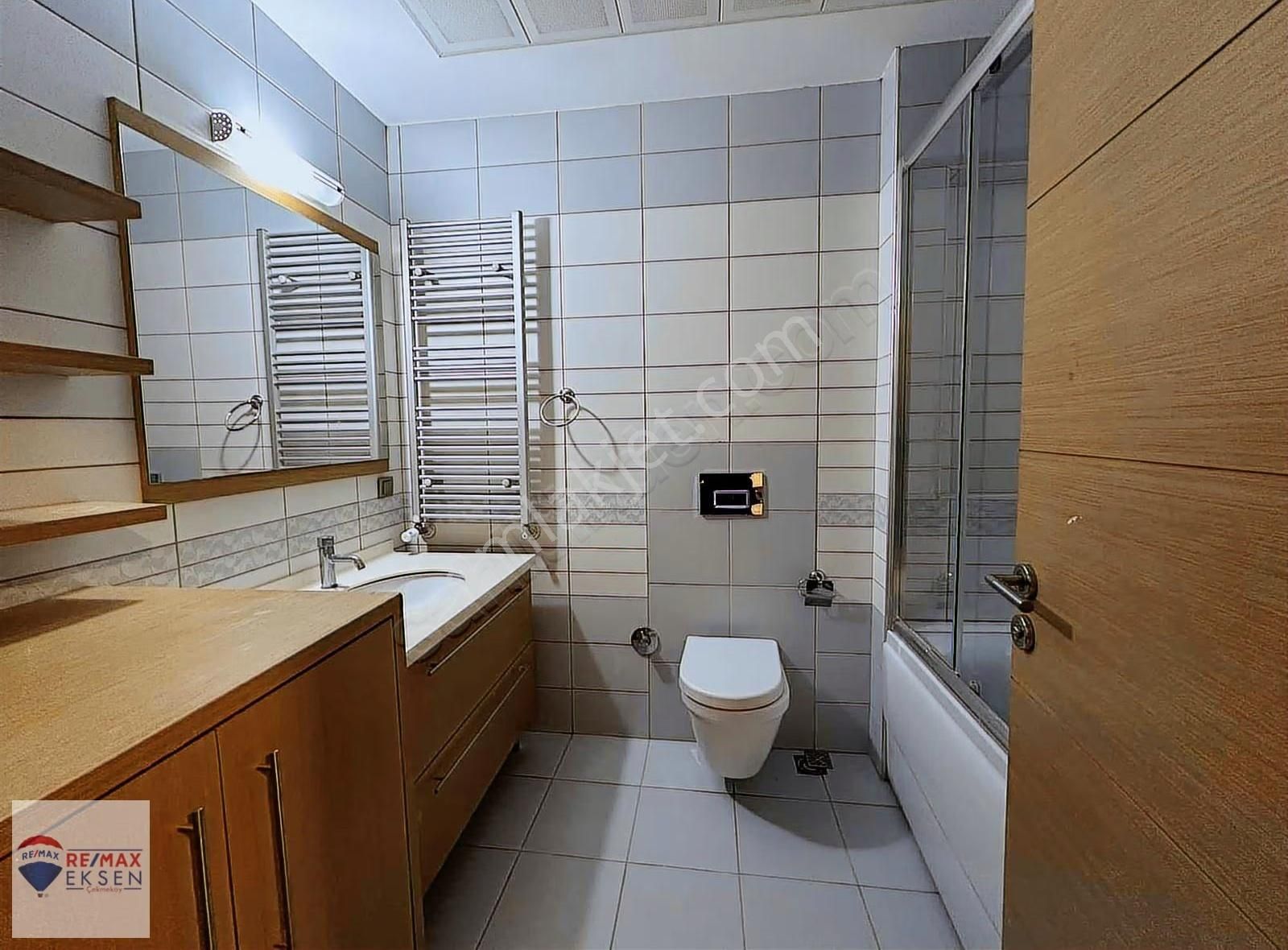 Maltepe Kiptaş Adatepe Sitesinde Boş Bakımlı Kiralık 3+1 - Görsel 24