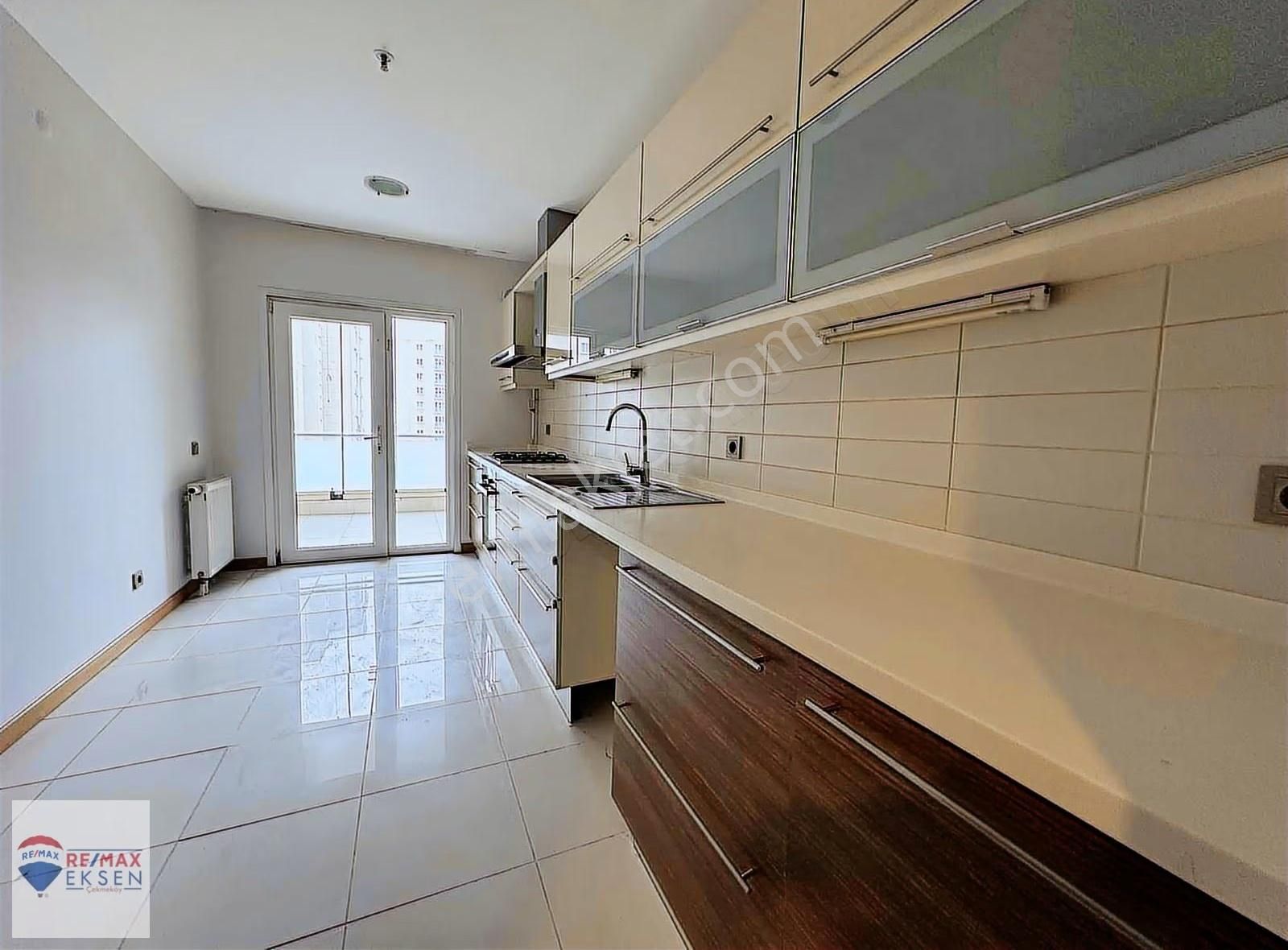Maltepe Kiptaş Adatepe Sitesinde Boş Bakımlı Kiralık 3+1 - Görsel 21