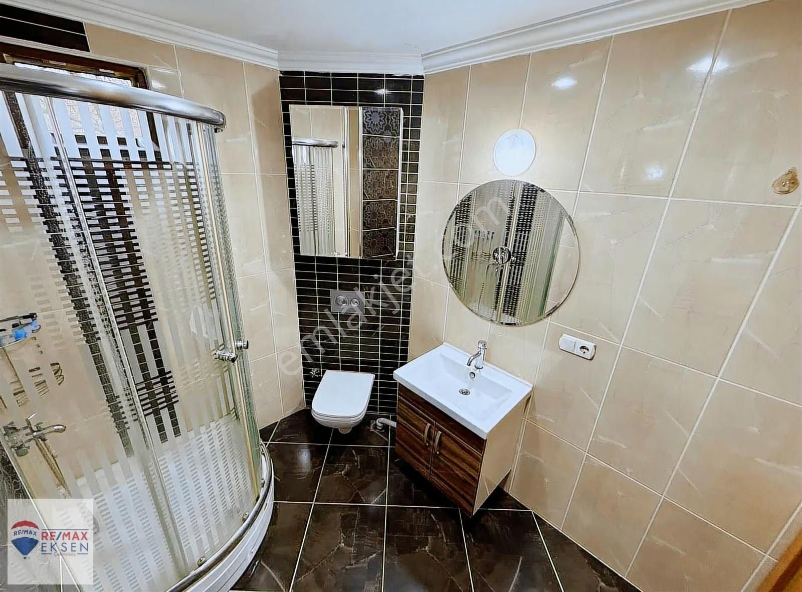 Üsküdar Ferahta 4 Tarafı Açık 3+1 Kiralık Daire - Görsel 24