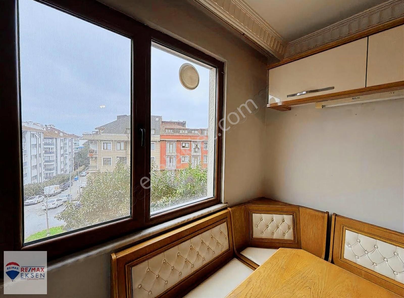 Üsküdar Ferahta 4 Tarafı Açık 3+1 Kiralık Daire - Görsel 12