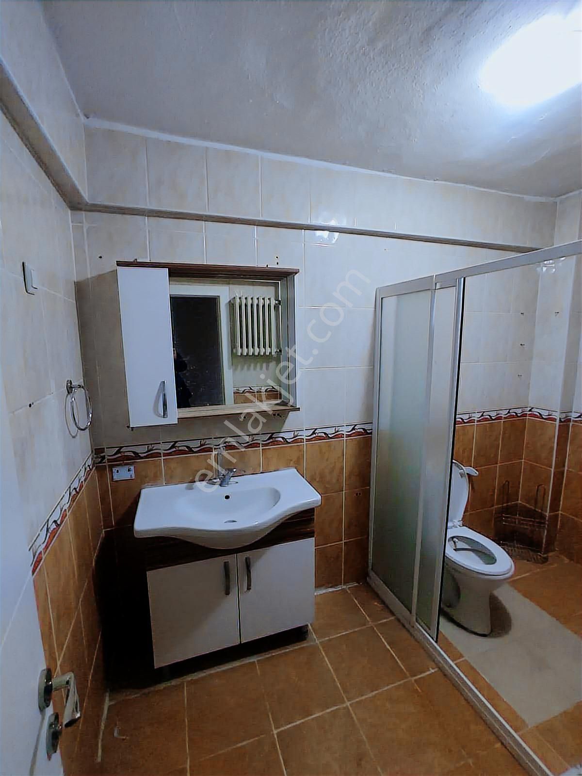 Serhat 200 Evler Sitesinde Boş Durumda Ara Kat 3+1 Satılık - Görsel 22