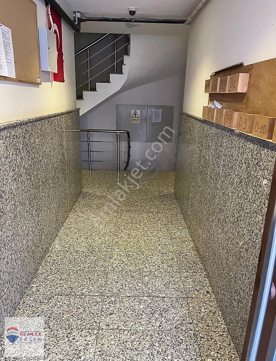 Çekmeköy Merkez Mahallesinde Kiralık 2+1 Daire - Görsel 18