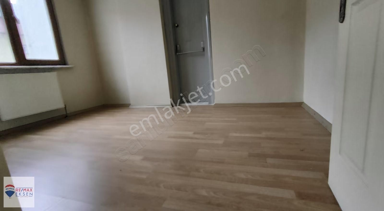 Ümraniye Site Mahallesinde, Satılık Mükemmel 3+1 Daire - Görsel 6