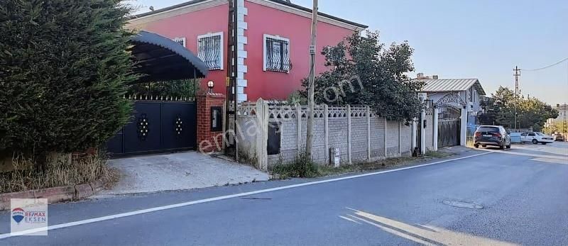 Beykoz Baklacı Fatih Cad.de 650 M2 Bahçeli 500 M2 Villa 9+1 - Görsel 5