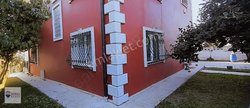 Beykoz Baklacı Fatih Cad.de 650 M2 Bahçeli 500 M2 Villa 9+1 - Görsel 4