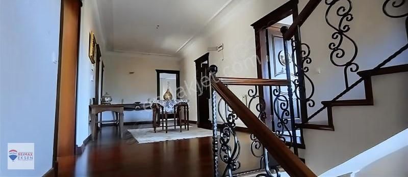 Beykoz Baklacı Fatih Cad.de 650 M2 Bahçeli 500 M2 Villa 9+1 - Görsel 12