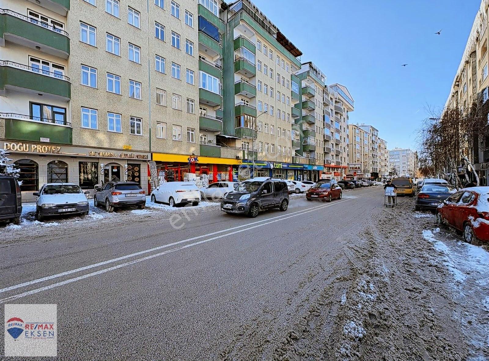 Terminal Caddesı Kiracılı Satılık Dükkan - Görsel 21
