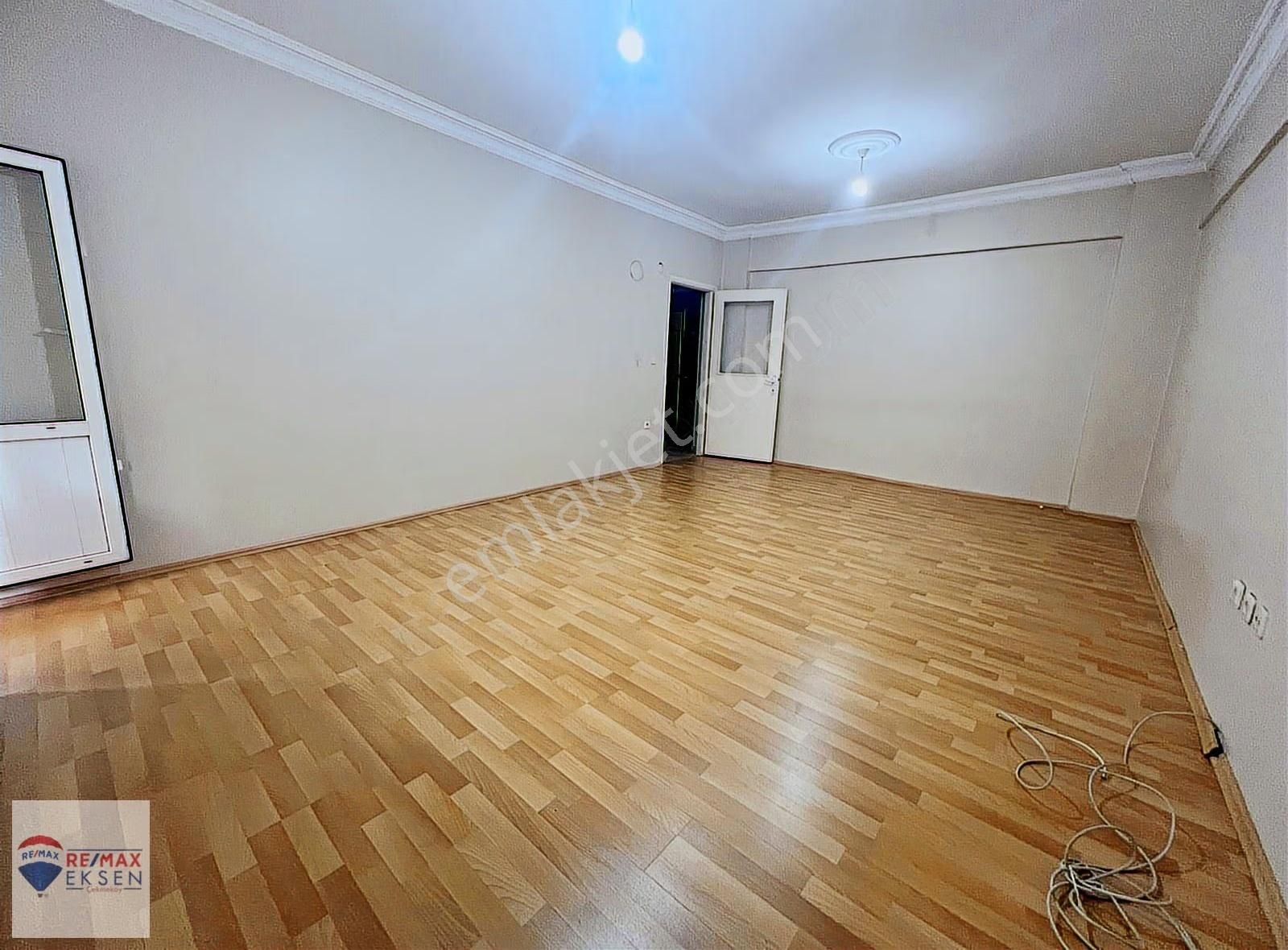 Sancaktepe Meclis Mahallesi Site İçinde Kiralık 2 + 1 Daire - Görsel 14
