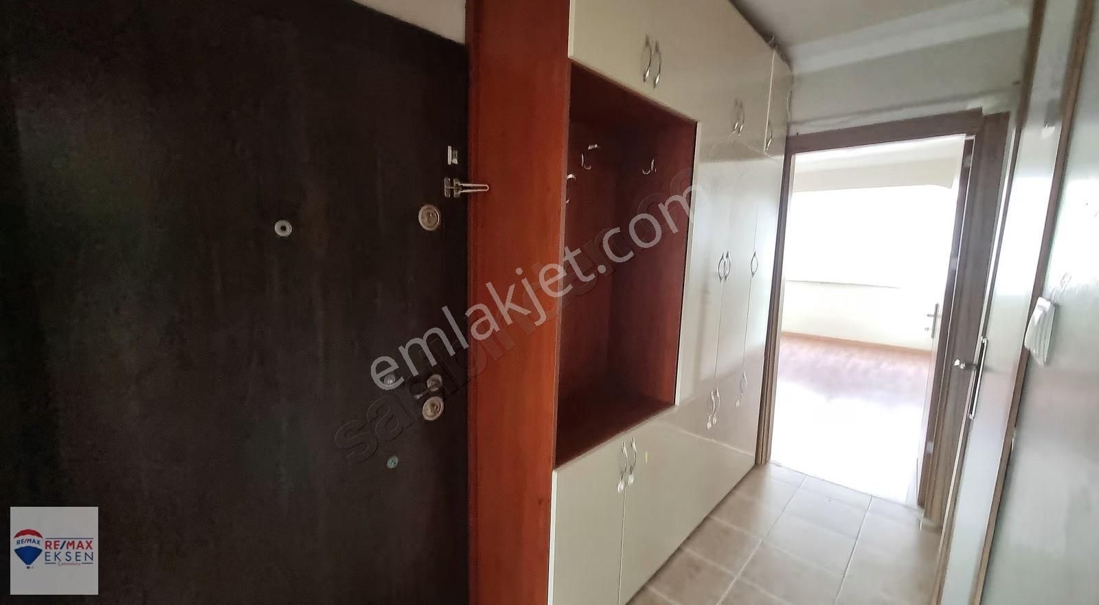 Akşemsettin Mahallesinde Site İçi Ara Kat 2+1 Kiralık Daire - Görsel 25