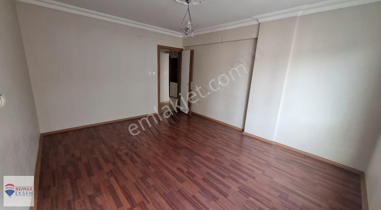 Akşemsettin Mahallesinde Site İçi Ara Kat 2+1 Kiralık Daire - Görsel 9