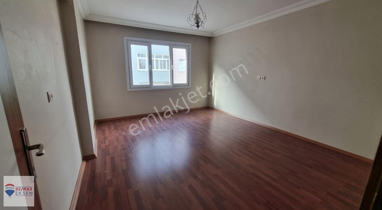 Akşemsettin Mahallesinde Site İçi Ara Kat 2+1 Kiralık Daire - Görsel 8