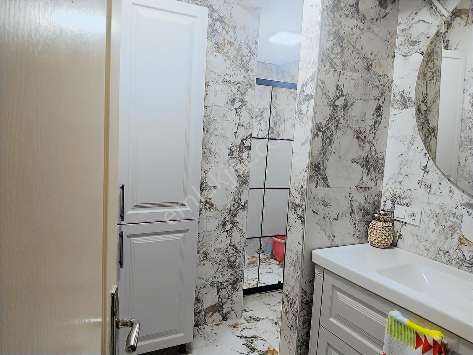 Satılık 3+1 Havuz Cephe Merkezi Lokasyonda Daire 150 M2 Net - Görsel 31