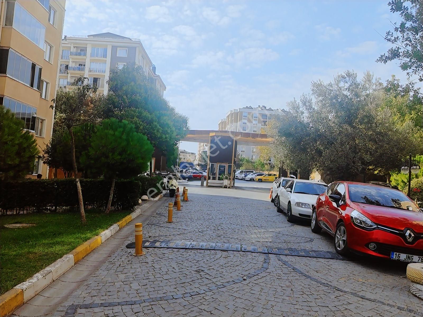 Satılık 3+1 Havuz Cephe Merkezi Lokasyonda Daire 150 M2 Net - Görsel 2