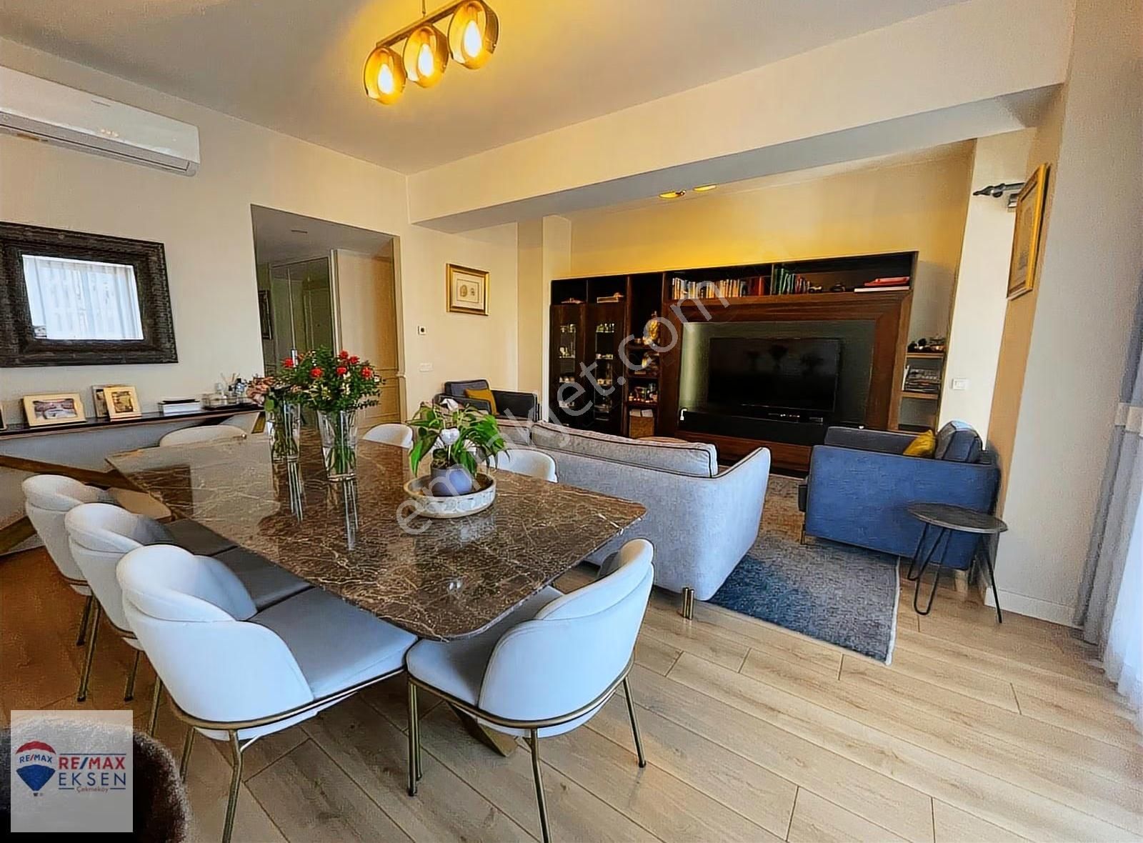 Ümraniye Necip Fazıl Mah Narlı Bahçe Evlerinde Satılık 3+1 Daire - Görsel 11