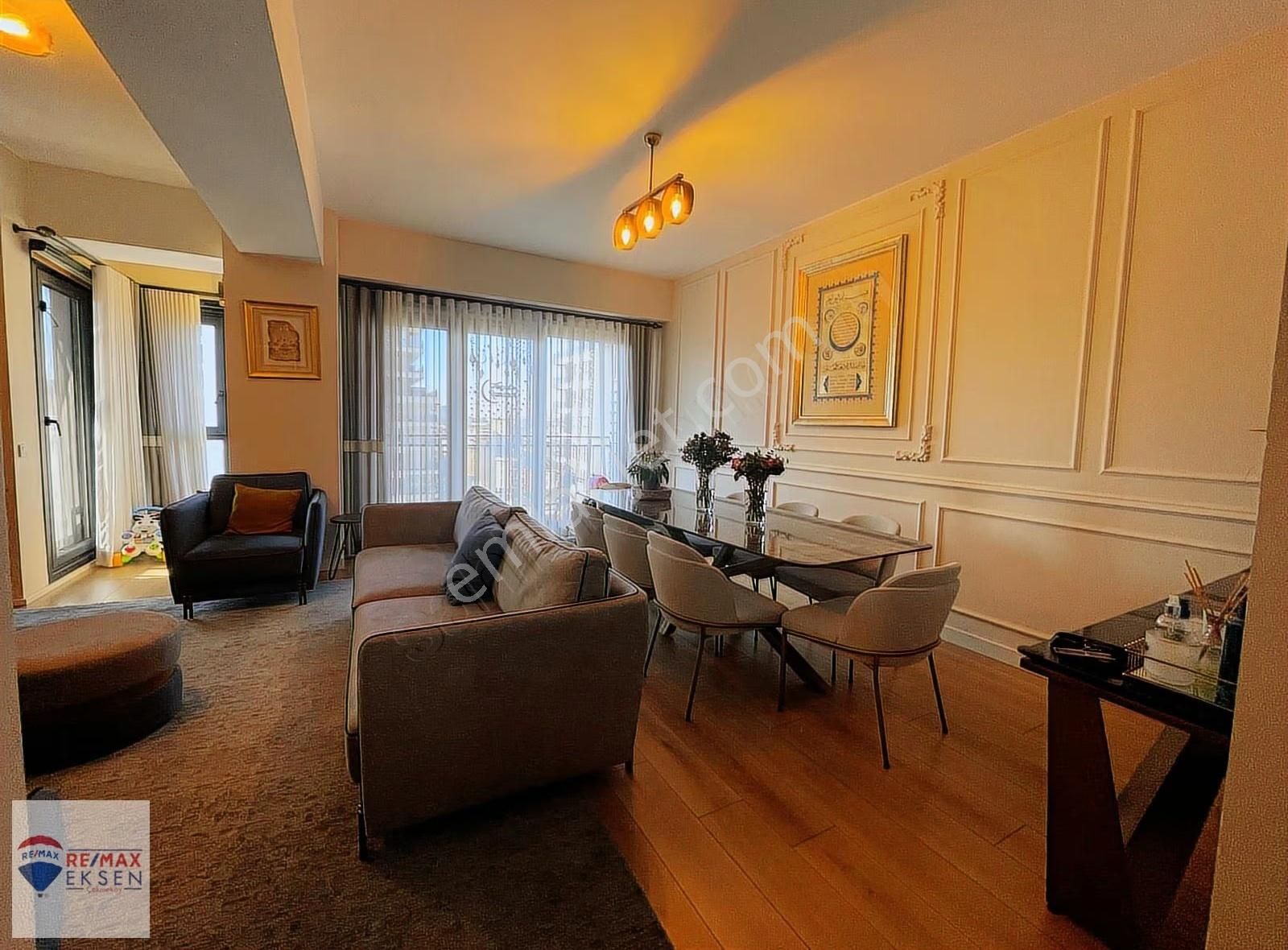 Ümraniye Necip Fazıl Mah Narlı Bahçe Evlerinde Satılık 3+1 Daire - Görsel 3