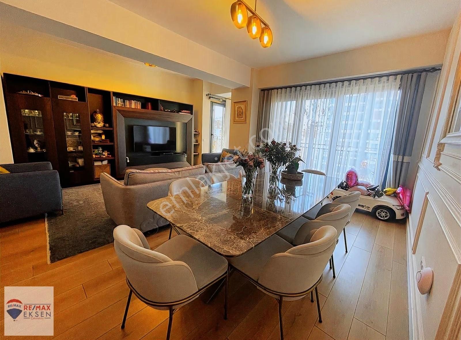 Ümraniye Necip Fazıl Mah Narlı Bahçe Evlerinde Satılık 3+1 Daire - Görsel 33