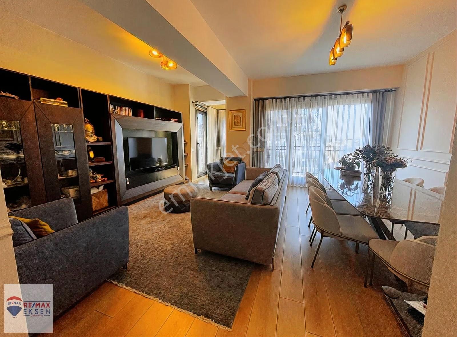 Ümraniye Necip Fazıl Mah Narlı Bahçe Evlerinde Satılık 3+1 Daire - Görsel 8