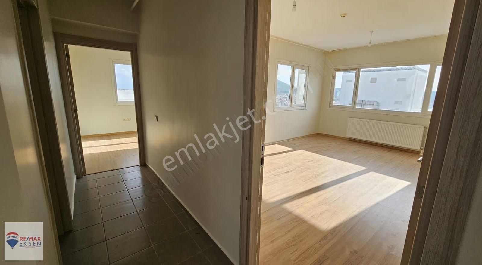 Ataşehir Atapark Konutları Adalar Manzaralı Kiralık 2,5+1 Daire - Görsel 3